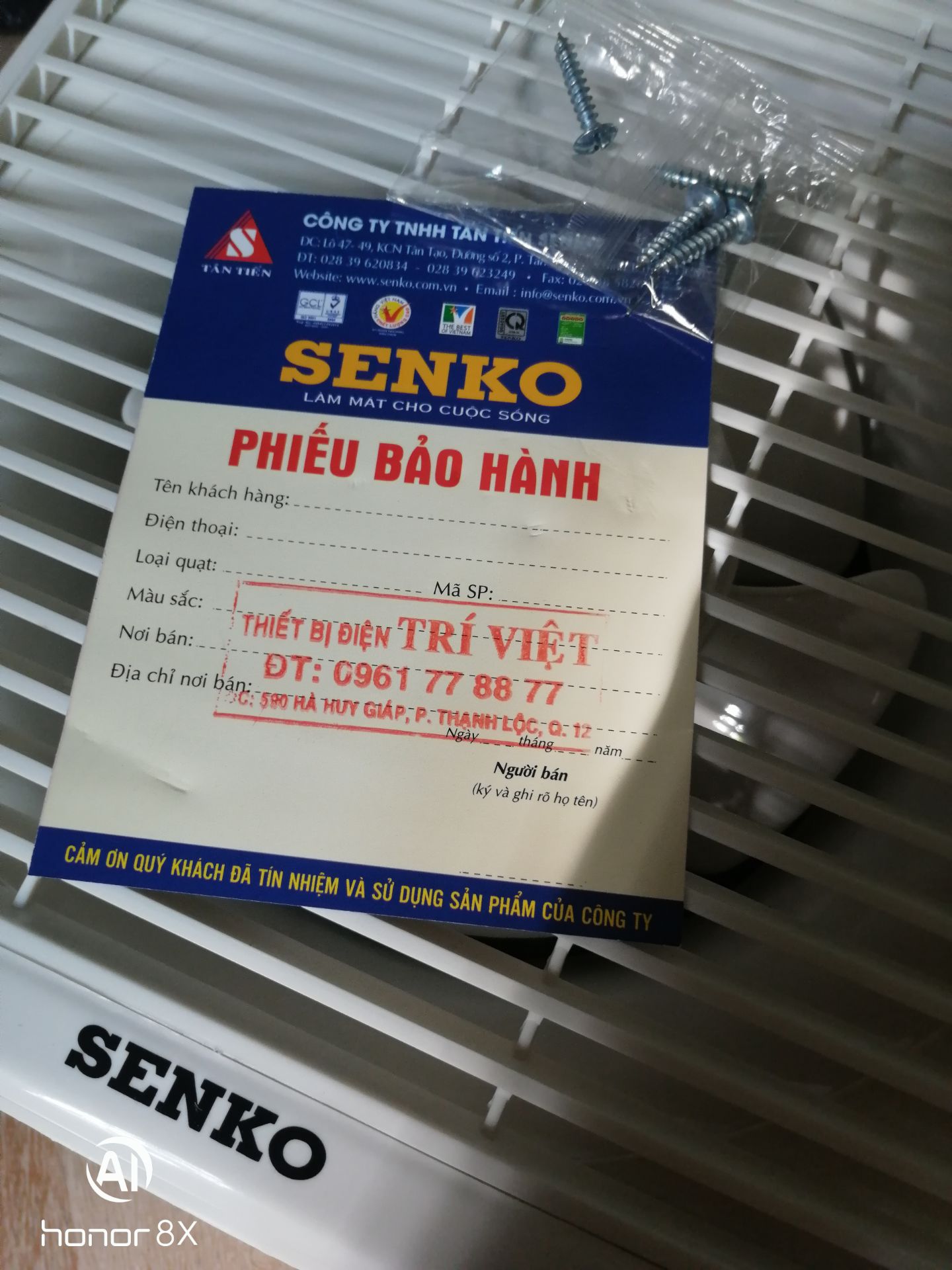 Chất lượng, thông số, kỹ, mỹ thuật đúng như mô tả; giao hàng nhanh; quạt hoạt động tốt! Rất hài lòng!