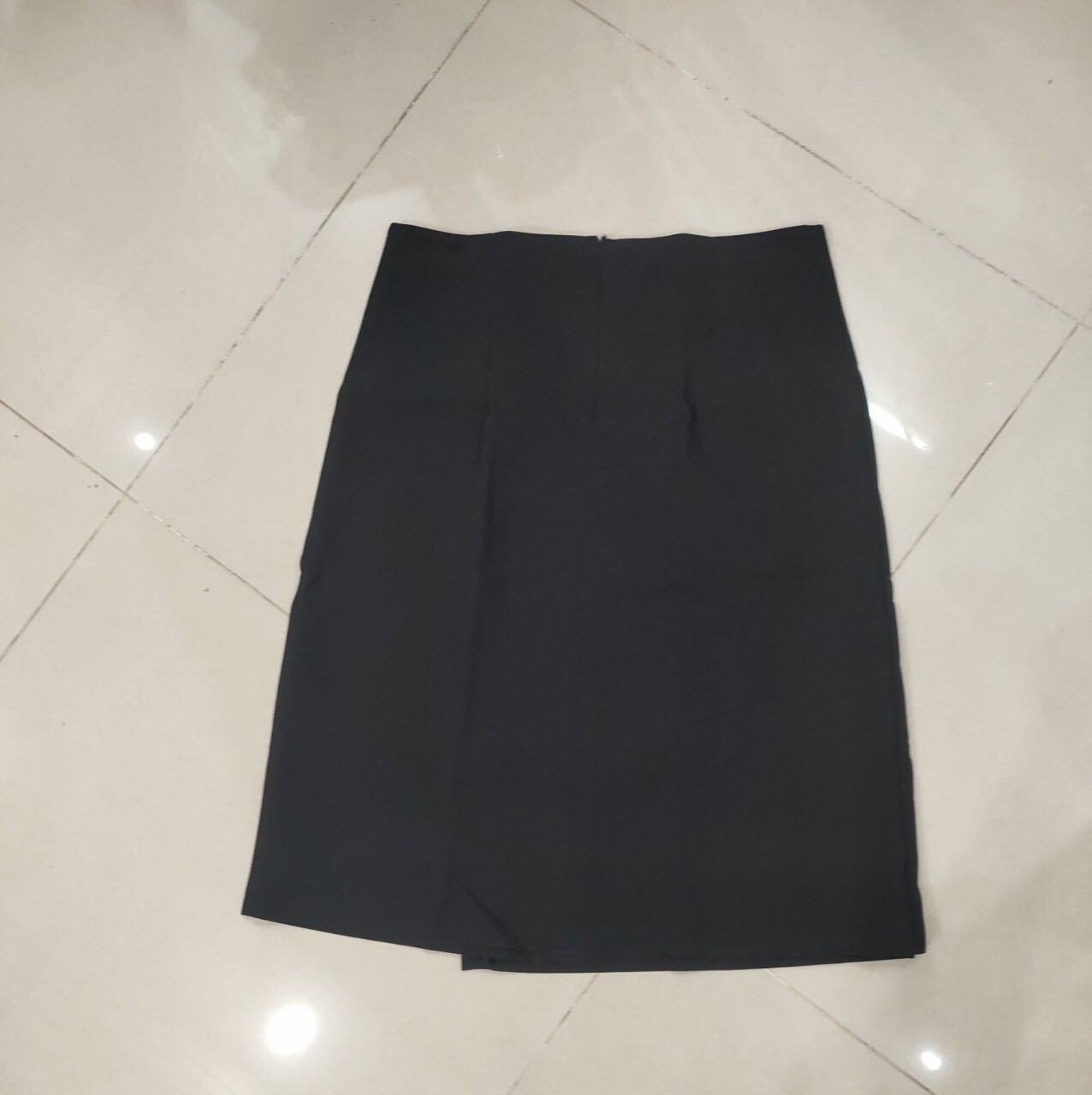 Giao nhanh- đường chỉ đẹp- đã trải nghiệm giờ mới đánh giá. Sẽ quay lại mua khi có nhu cầu. Cho shop 5 sao