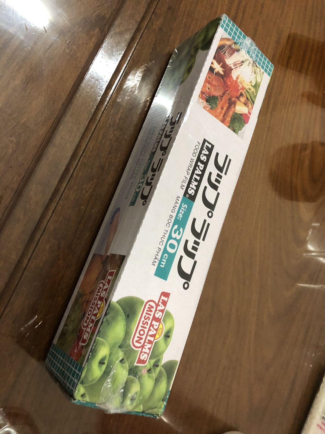 - Hàng như bị khui rồi đóng seal lại,khui ra đã thấy bị rách hộp và xé tem .
- giao hàng nhanh.