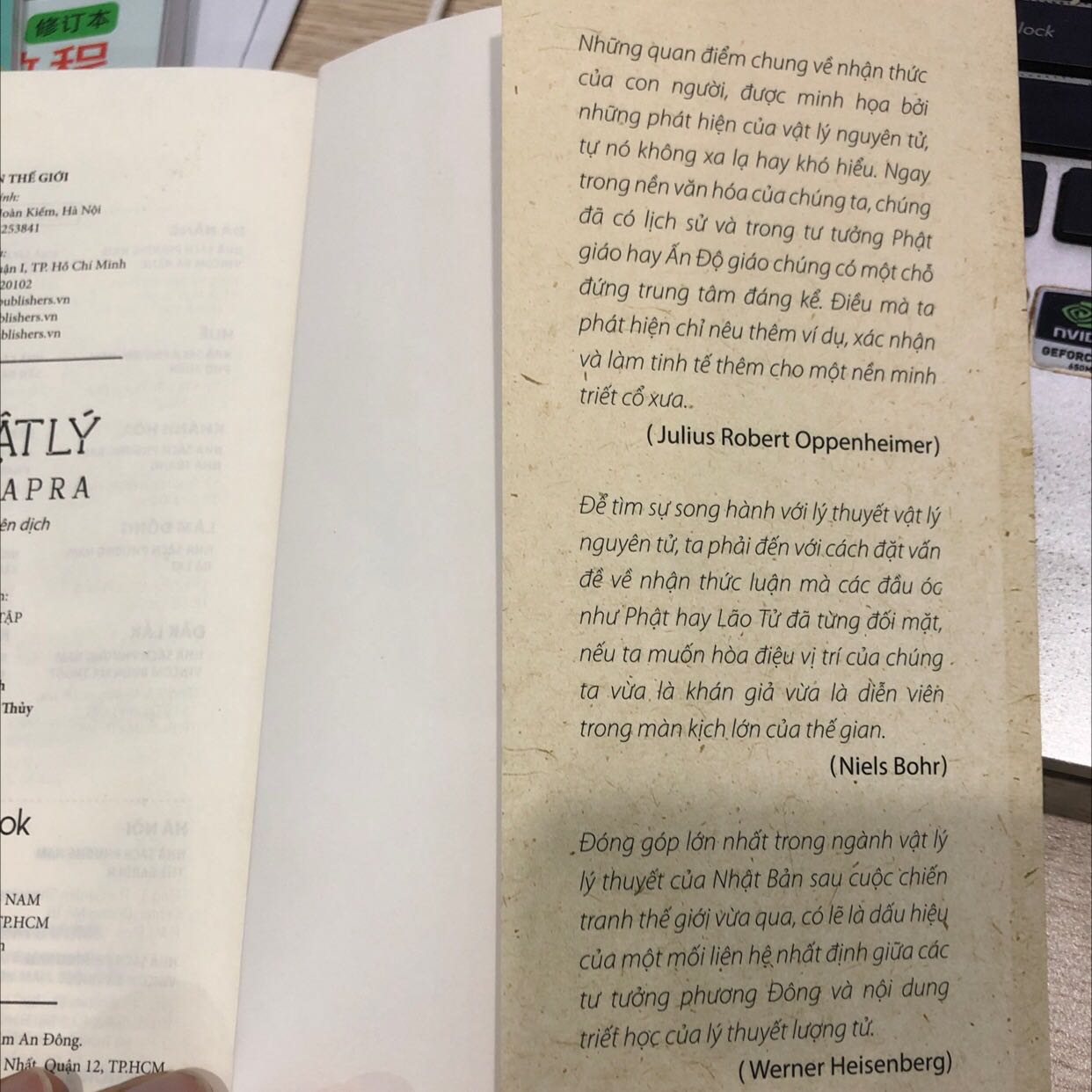 Vì ở Việt Nam! Chỉ học triết học Mac Lê nên mọi người nên đọc thêm quyển này.