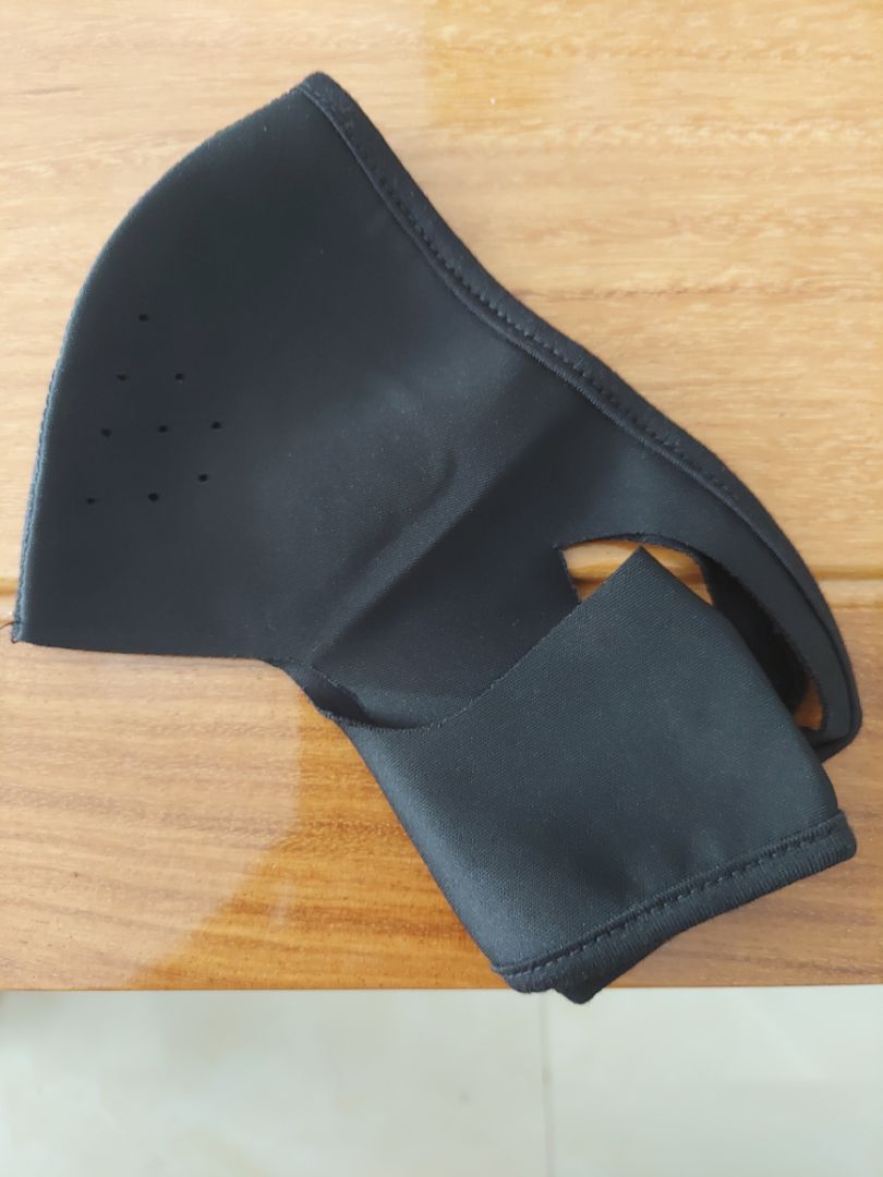 mỏng, kho phải vải nỉ như ban đầu. ko nên xài