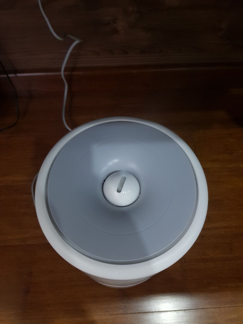 Máy chạy êm, đầy đủ tính năng, giá cả phải chăng so với những gì máy đem lại. Độ bền thì không biết thế nào, cần thời gian kiểm chứng! Máy chạy êm, đầy đủ tính năng, giá cả phải chăng so với những gì máy đem lại. Độ bền thì không biết thế nào, cần thời gian kiểm chứng!