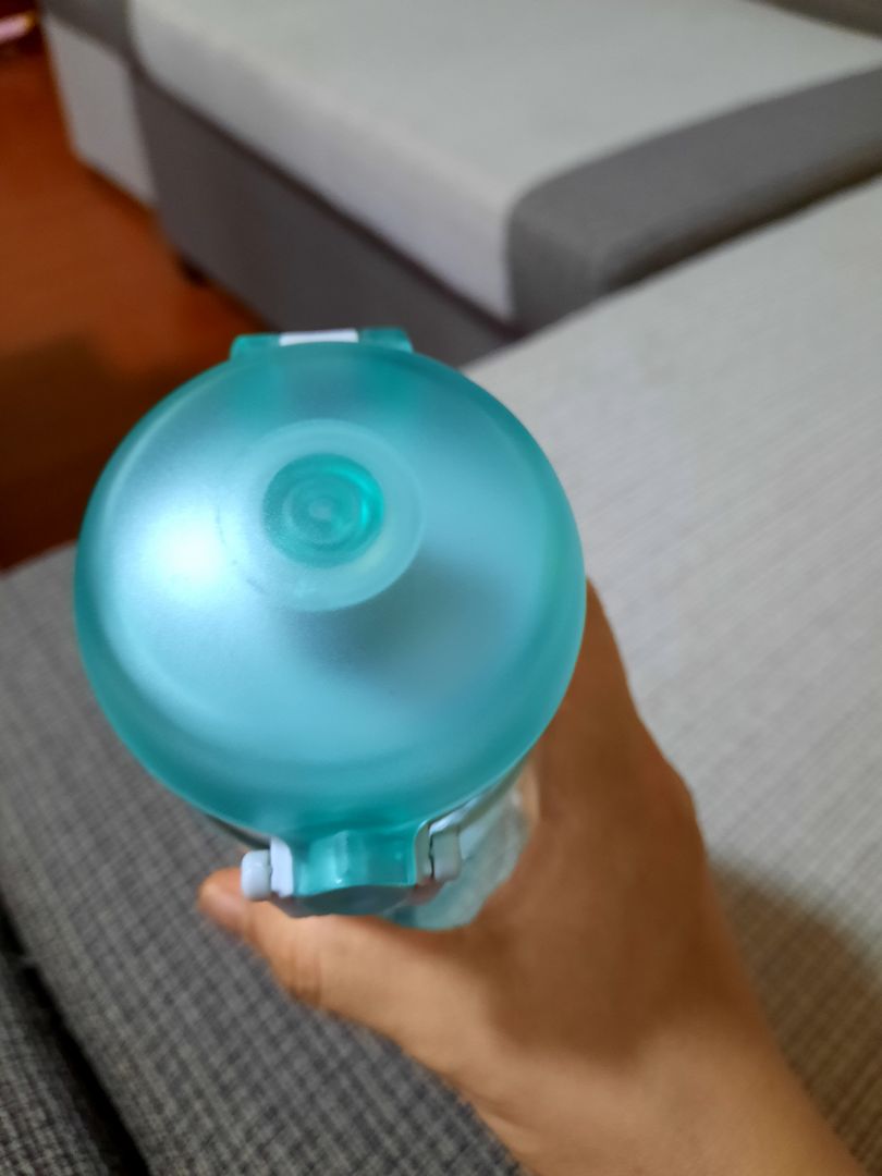 Sao trên mô tả thì ghi xuất xứ Hàn Quốc. Mà sản phẩm nhận về lại là bình của Trung Quốc vậy?