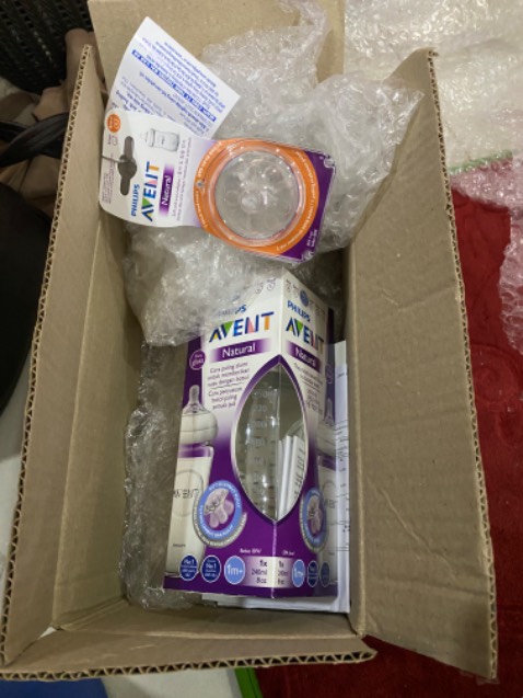 Shop đóng hàng cực đẹp, chắc chắn, 
Sản phẩm đúng như mô tả, cực kì cảm ơn
Dịch vụ giao hàng vui vẻ , nhiệt tình , cực kì hài lòng