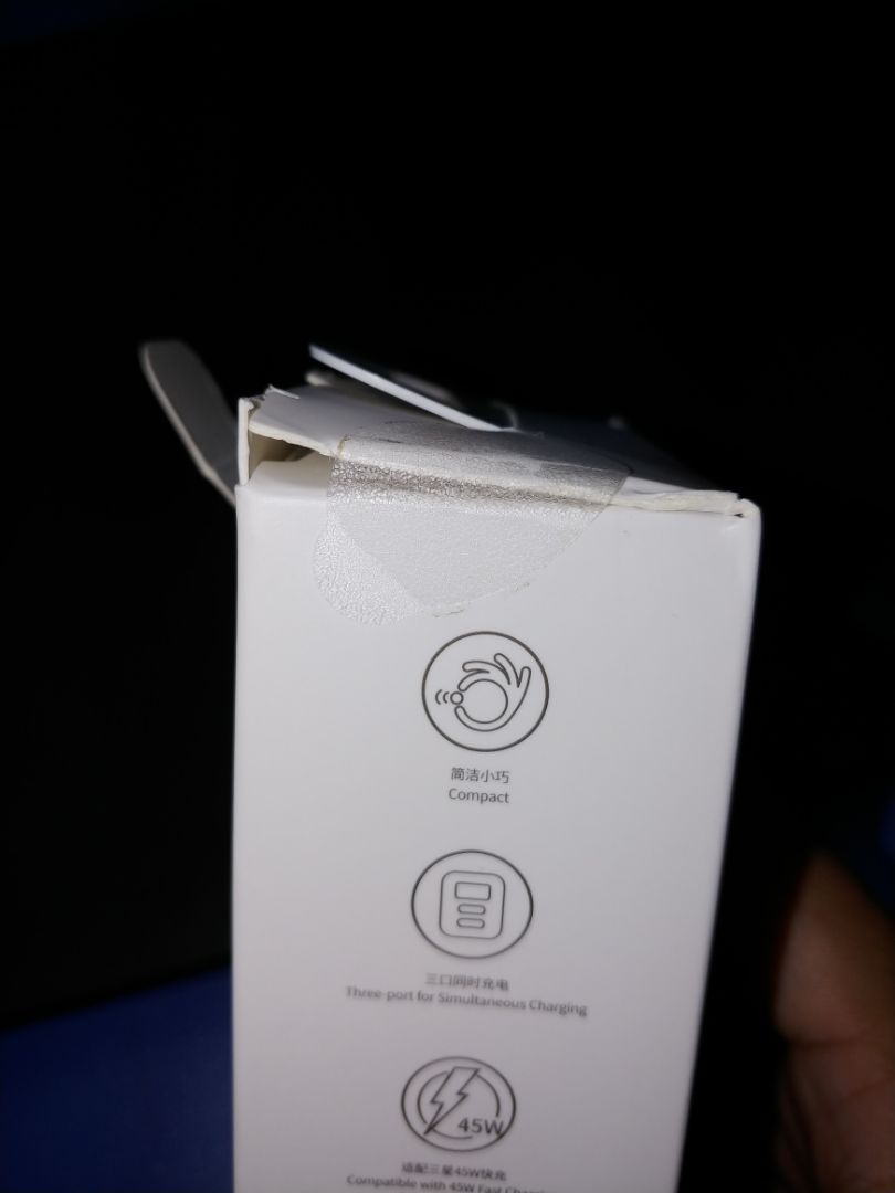 cục sạc nhỏ gọn. sạc điện thoại nhanh.