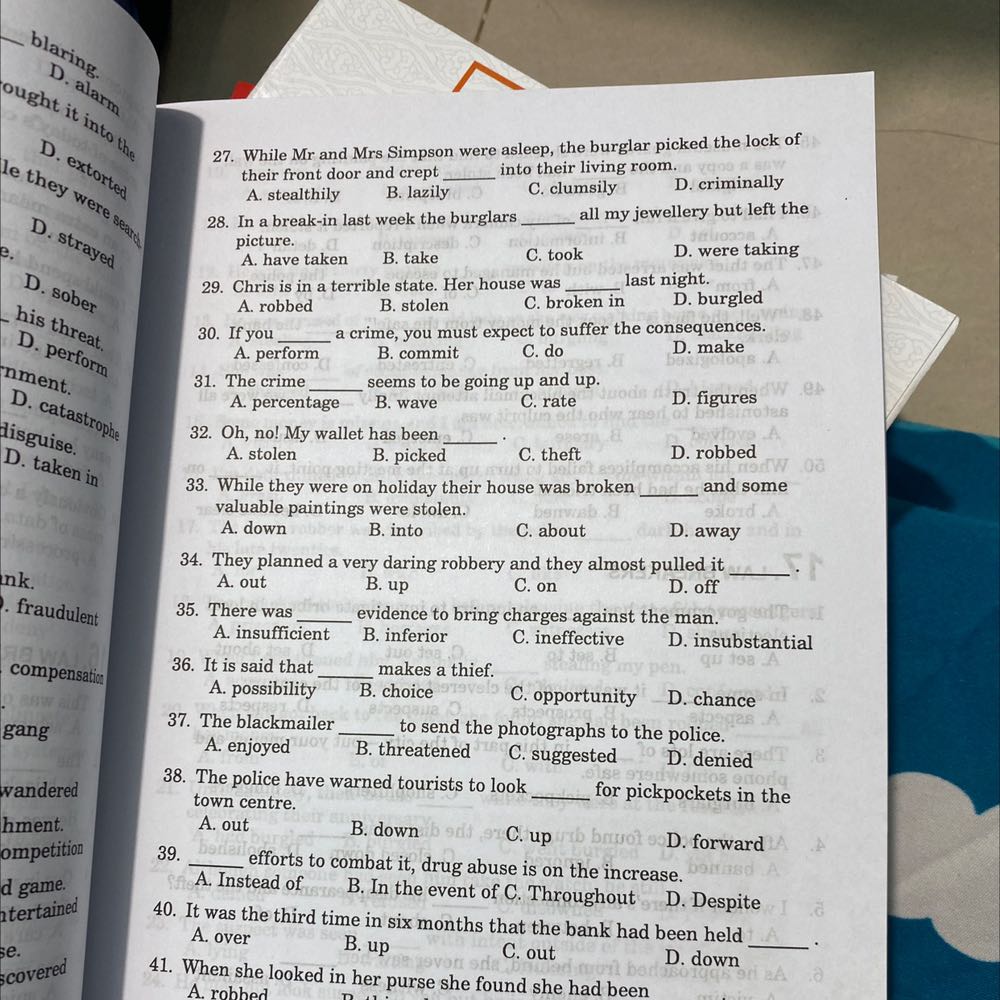 Sách in ấn đẹp, giao hàng chất lượng, giá hợp lí