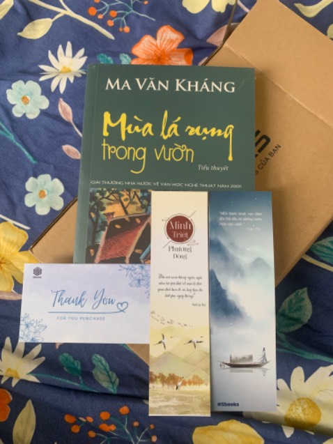 Giao hàng đúng hẹn.  Sách nguyên seal