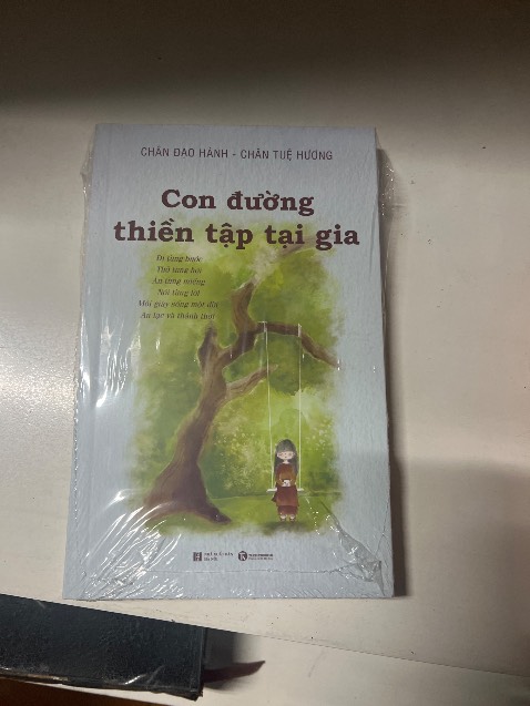 Sf mua hộ nên chưa xem! Đóng gói cẩn thận!