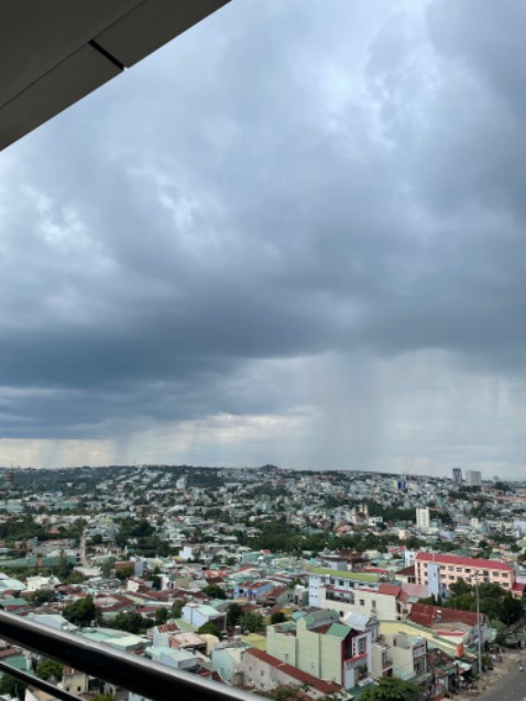 Nồi vừa, nấu cháo cho 1 hoặc 2 ng là đủ. Hầm nhừ. Nấu k bị trào. Tiện lợi