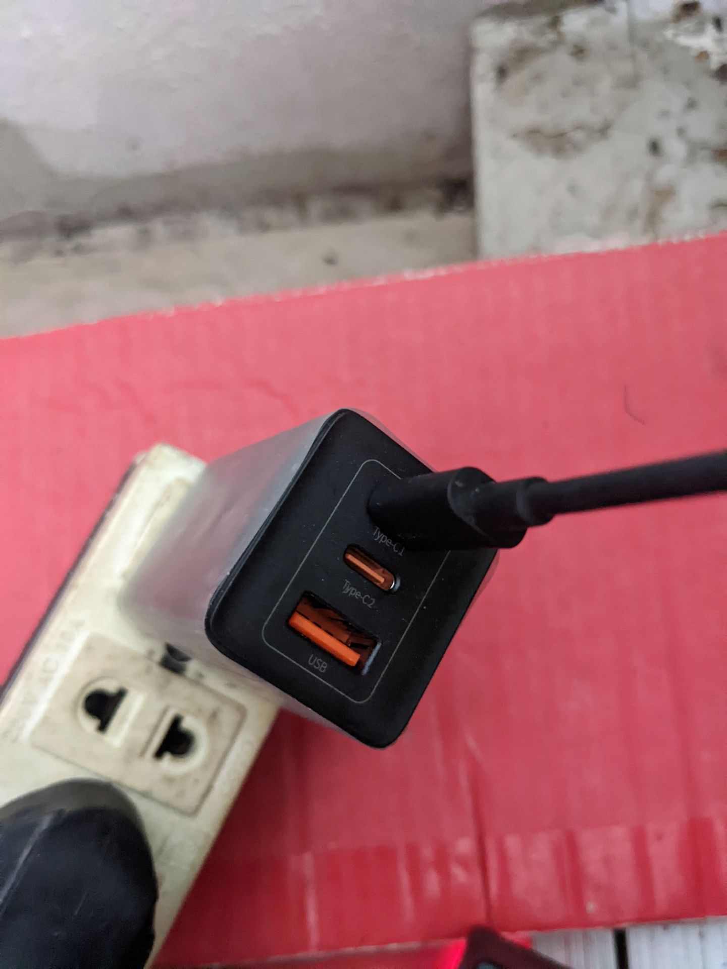 Ngon, bổ, rẻ. Sạc đc laptop, sạc nhanh điện thoại type c chuẩn PD, sạc chậm cho máy cùi bắp,tai nghe..