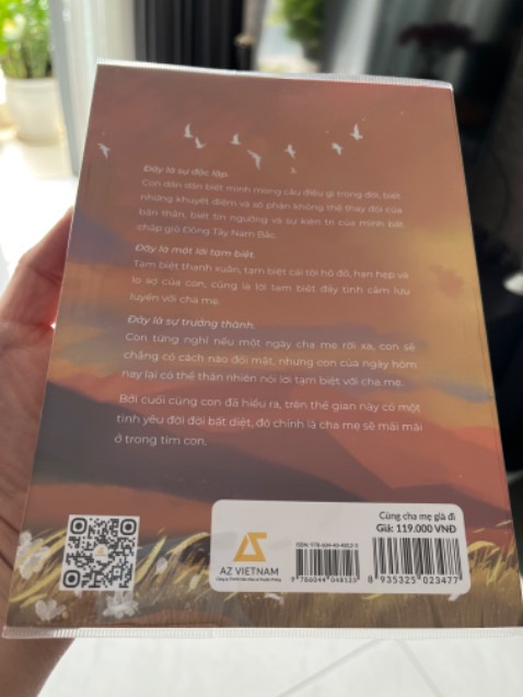 Tiki giao sách bọc bìa, đóng gói tốt và nhanh.