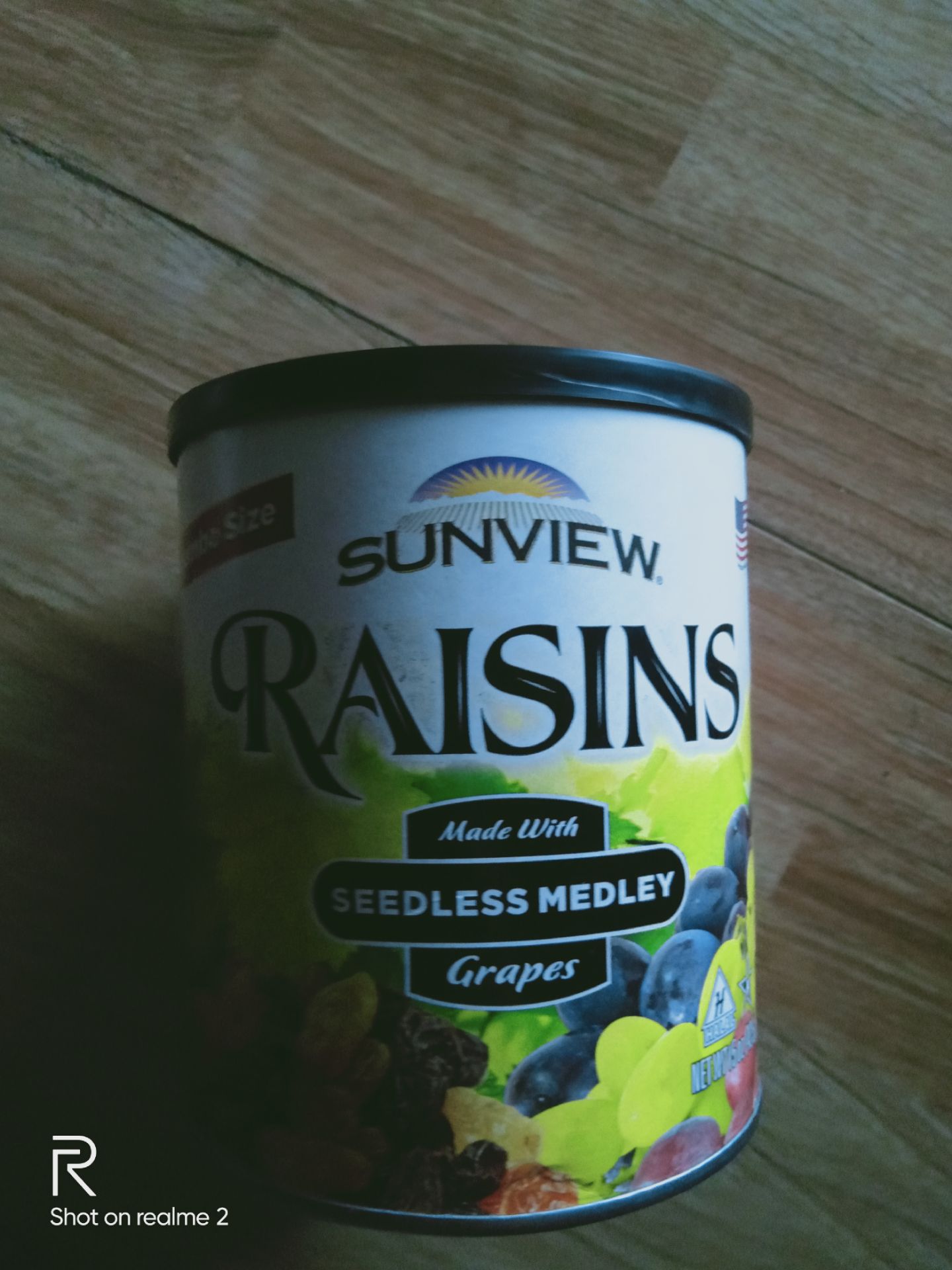 đánh 4,5* vì hộp hơi cũ xíu, hsd xa, giao đủ hàng, ngon như sản phẩm trước mình từng ăn rồi.