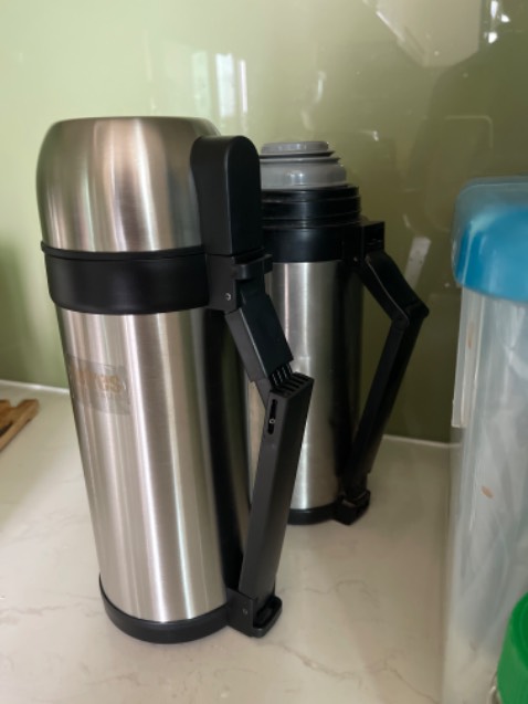 Mới nhận hàng. Đóng gói kỹ hình ảnh khớp với quảng cáo hài lòng về mẫu mã. Tôi chưa sử dụng không biết thời gian nóng được bao lâu sẽ đánh giá sau cảm ơn shop đã cung cấp đúng hàng Nhật 
Tôi đã trích mã vạch hàng chuẩn của Nhật Bản.