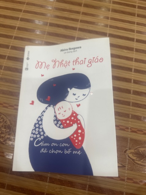 Quyển sách rất hay, nó giúp mình thấu hiểu và biết cách kết nối với bạn nhỏ hơn