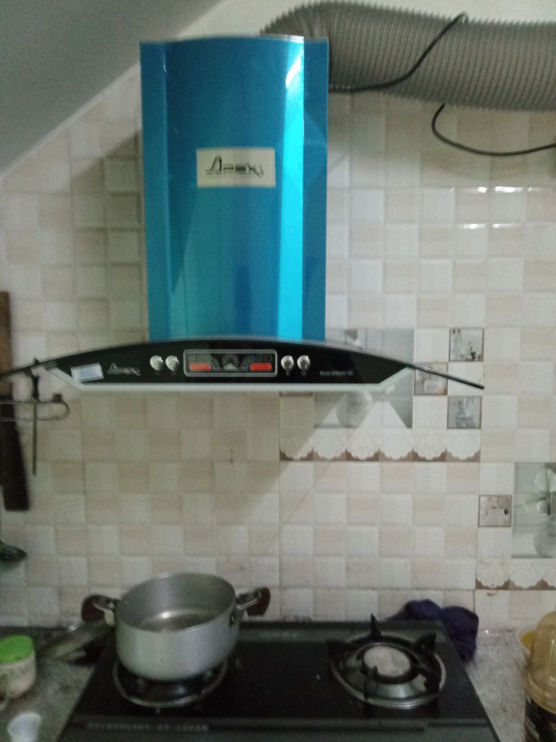 máy hơi ôn.ko kích hoạt được bảo hành.do có sở đt khác kích hoạt mà vạch nay rồi.ma vạch ở dưới ko trung khớp với model ở trên may