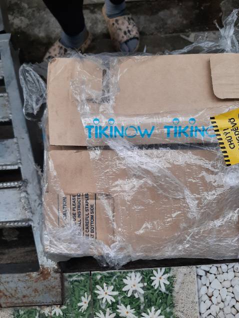 Tôi đã từng sử dụng hàng toshiba.chất lượng tốt.do tôi sơ suất khi đặt hàng.cái nồi cơm điện ngày hôm qua tôi đã nhận từ nhân viên giao hàng nhưng mà cái nồi này nhỏ quá .tôi đã nhận hàng nhưng chưa giám khuy hàng sử dụng vì hi vọng bên tiki đổi lại giúp tôi cái nồi to hơn.phí chênh lệch tôi sẽ chịu.tiki là kênh bán hàng uy tín.hi vọng giúp tôi giải quyết vấn đề khó khăn trên.chứ ko như lời đồn đoán của nv giao hàng là đặt hàng trên tiki là ko được kiểm hàng.khi giao là phải nhận dù sp thế nào.tôi hi vọng tiki giúp tôi giải quyết về đơn hàng tôi đã nhận Tôi đã từng sử dụng hàng toshiba.chất lượng tốt.do tôi sơ suất khi đặt hàng.cái nồi cơm điện ngày hôm qua tôi đã nhận từ nhân viên giao hàng nhưng mà cái nồi này nhỏ quá .tôi đã nhận hàng nhưng chưa giám khuy hàng sử dụng vì hi vọng bên tiki đổi lại giúp tôi cái nồi to hơn.phí chênh lệch tôi sẽ chịu.tiki là kênh bán hàng uy tín.hi vọng giúp tôi giải quyết vấn đề khó khăn trên.chứ ko như lời đồn đoán của nv giao hàng là đặt hàng trên tiki là ko được kiểm hàng.khi giao là phải nhận dù sp thế nào.tôi hi vọng tiki giúp tôi giải quyết về đơn hàng tôi đã nhận