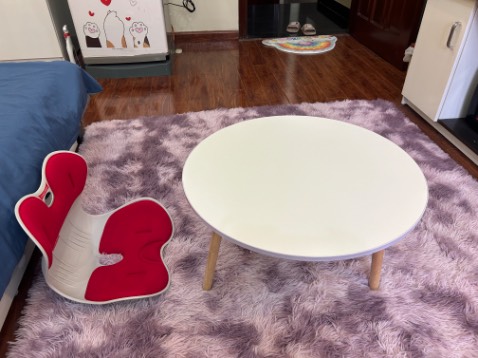 Rất tốt, giao hàng nhanh, ghế đẹp