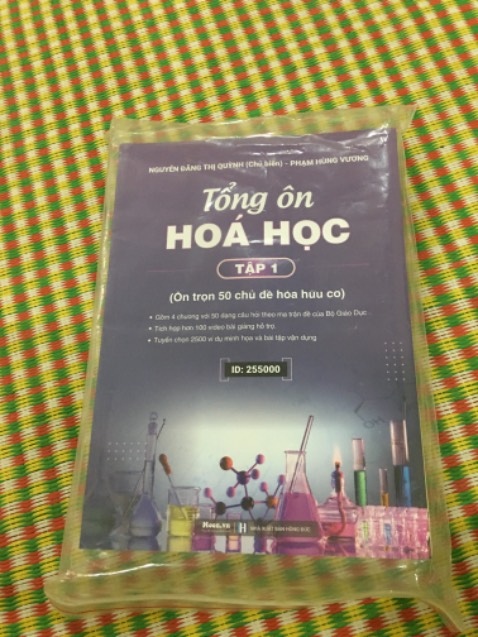 Cực kì hài lòng. Tiki giao hàng nhanh, sách mới chất lượng đảm bảo. Cực kì hài lòng. Tiki giao hàng nhanh, sách mới chất lượng đảm bảo.