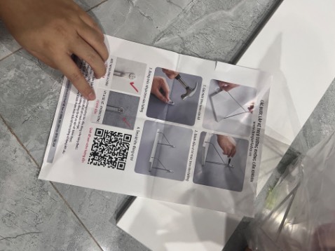 Kệ chắc chắn lắm, chất liệu cũng đẹp nữa, hướng dẫn chi tiết , sẽ ủng hộ Shop lần tới 🥰🥰🥰🥰 Kệ chắc chắn lắm, chất liệu cũng đẹp nữa, hướng dẫn chi tiết , sẽ ủng hộ Shop lần tới 🥰🥰🥰🥰