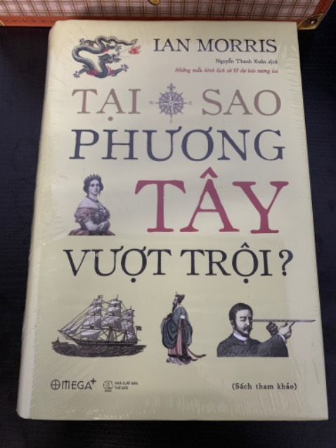 Sách chưa đọc nên mình chưa đánh giá về nội dung được. 

Tiki tiếp nhận và gửi hàng nhanh. Trong thùng có đệm miếng carton lót để chống sốc nhưng cũng rủi ro vì không giữ được cố định sách lắm, nhưng may nhận về sách không bị móp méo, mong Tiki cải thiện khâu đóng gói cho người đặt an tâm hơn. 

Shipper vui vẻ, nhiệt tình.