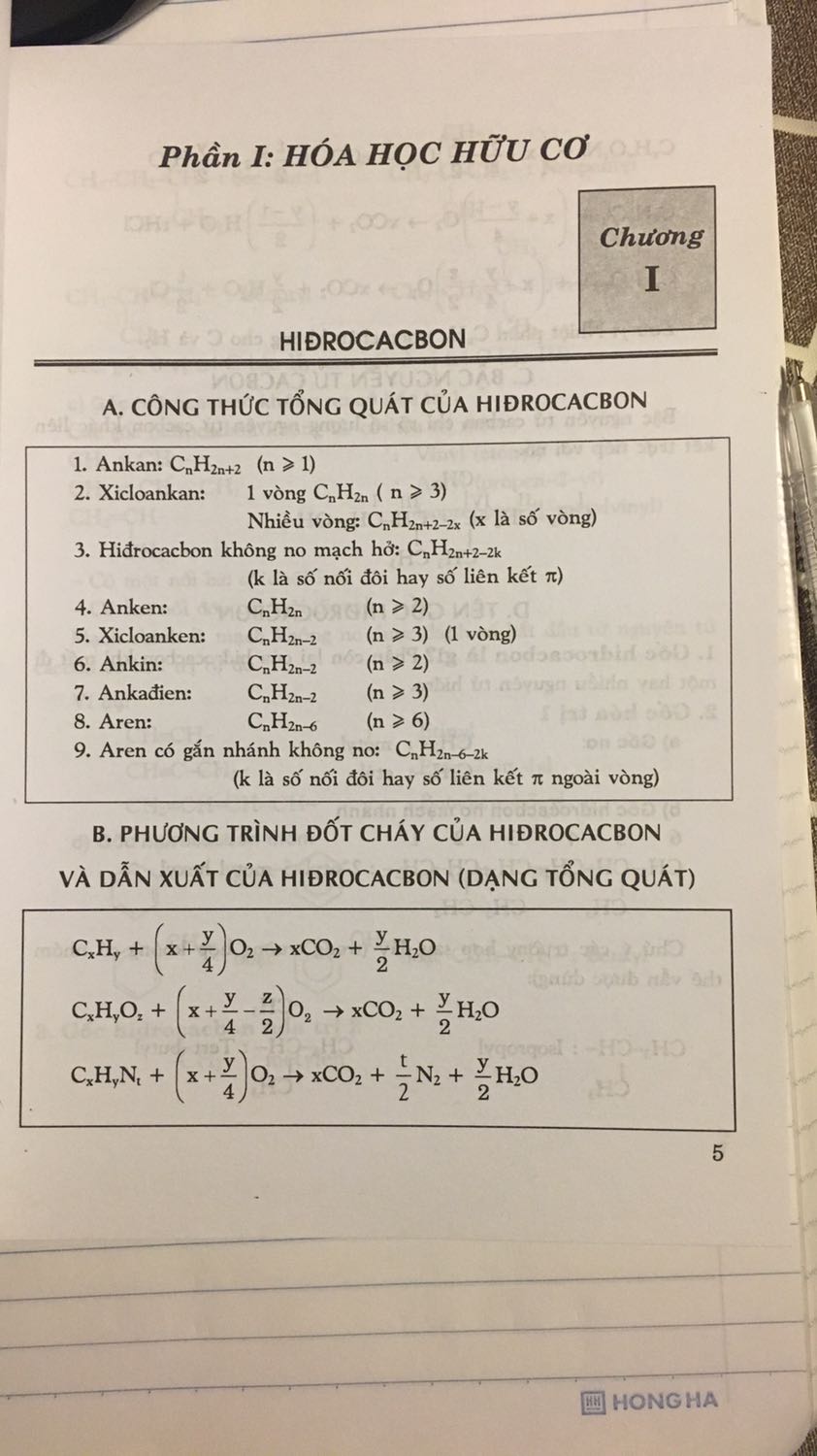 sách nhỏ gọn, in mực ko bị nhoè, đóng gói cẩn thận hộp ko bị móp, giao hàng nhanh