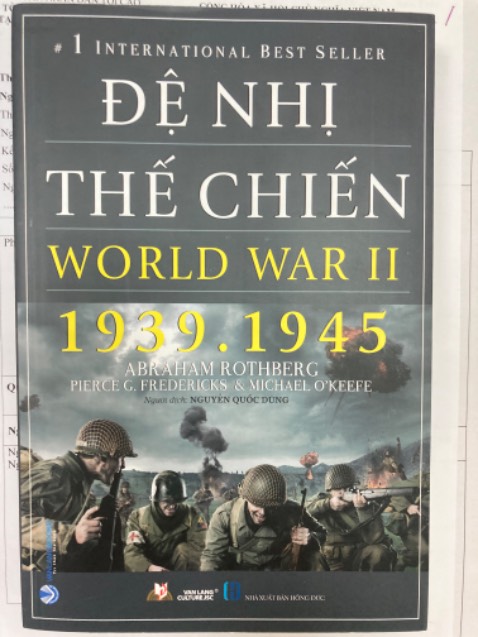 Sách đẹp! Đóng gói cẩn thận. Thế chiến 2 luôn là đề tài hấp dẫn. Mình đã đọc nhiều tác phẩm về giai đoạn lịch sử này, nhưng vẫn đặt mua cuốn “Đệ nhị thế chiến “. Một tác phẩm rất đáng đọc cho những người đam mê lịch sử nói chung, lịch sử thế giới nói riêng. Giá sách hơi cao nhưng mình thích nên vẫn mua. Cảm ơn Nhà cung cấp, cảm ơn Tiki!