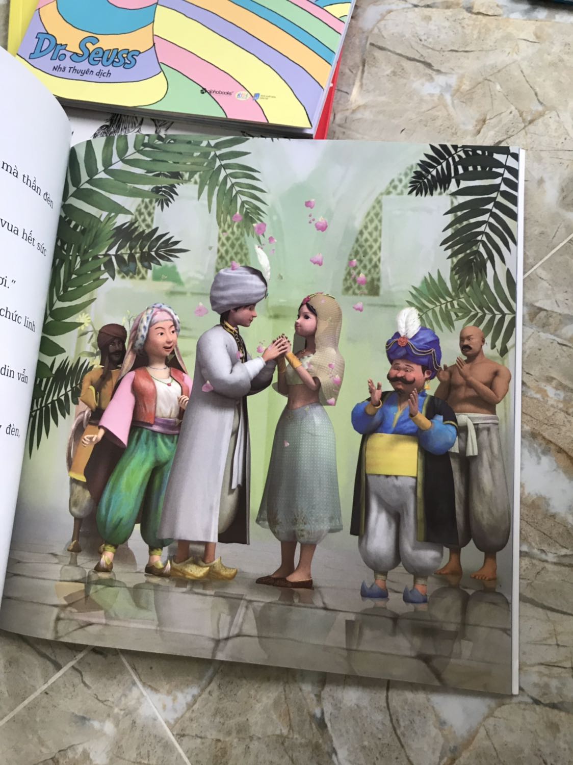 Hình vẽ phong cách hoạt hình hiện đại, có thần đèn và thần nhẫn luôn, hơi khác với nội dung vẫn xem trên film nha. Ban đầu xem hình cứ bảo sao ông thần đèn lúc da đen lúc da trắng, ai dè là 2 ông. Sách đẹp, nội dung xúc tích.