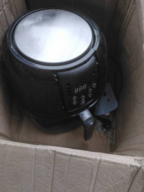 Sản phẩm gặp trục trặc trong quá trình sử dụng. Yêu cầu bảo hành nhưng phía Tiki làm không tròn trách nhiệm khiến sản phẩm của tôi vị móp/vỡ & khi Tiki trả hàng sau bảo hành cho người dùng thì sản phẩm KHÔNG THỂ SỬ DỤNG được nữa. Quá thất vọng với quy trình làm việc của Tiki!