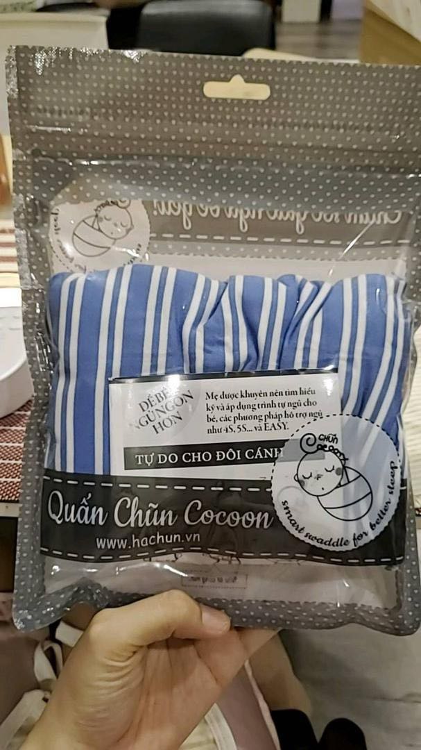 Hơi băn khoăn vì một số đánh giá xấu của shop! Nhưng mình vẫn quyết định trải nghiệm sản phẩm nhộng ngủ cho bé. Dùng 2 tuần mới dám lên review, thật sự sản phẩm rất tốt, con ngủ ngon không quấy đêm, bạn Shop tư vấn rất nhiệt tình, hướng dẫn mình chọn size và chất vải, còn chỉ cả các mặc nhộng ngủ cho con! Sản phẩm rất tốt và shop có tâm lắm luôn! Chúc Shop buôn may bán đắt!