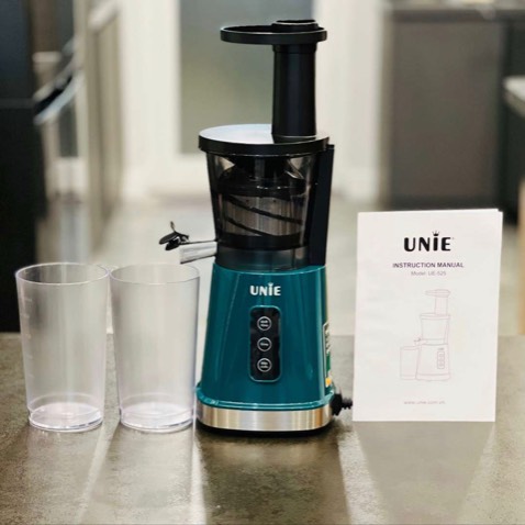 Máy đẹp, cơ mà lúc tháo ra cái chốt khá cứng. Rồi bữa tháo ra làm sao mà nó kẹt cứng ngắc luôn rồi, chưa tháo ra được. Lúc ép nó kêu két két két nữa