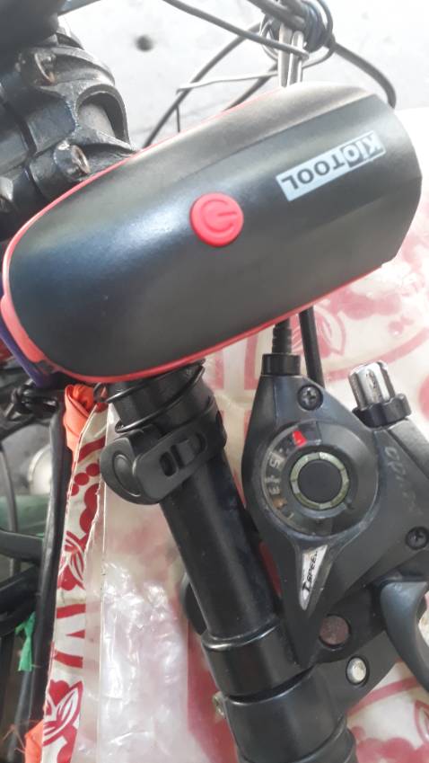 Sáng trung bình✔
Kèn hơi ồn👍
Nhìn cũng đẹp chất chơi😎
4,99⭐