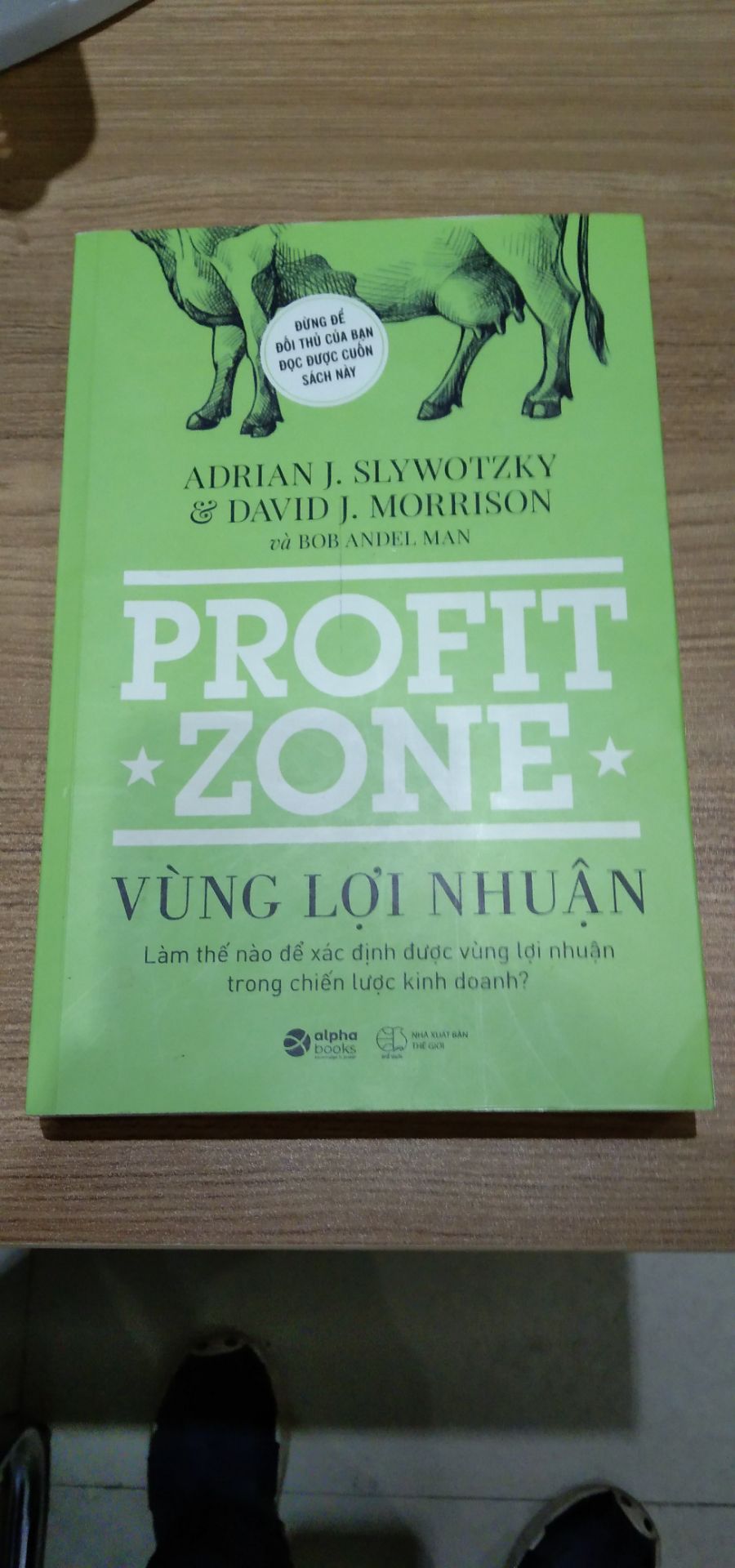 Giấy hơi mỏng, chữ in rõ ràng
