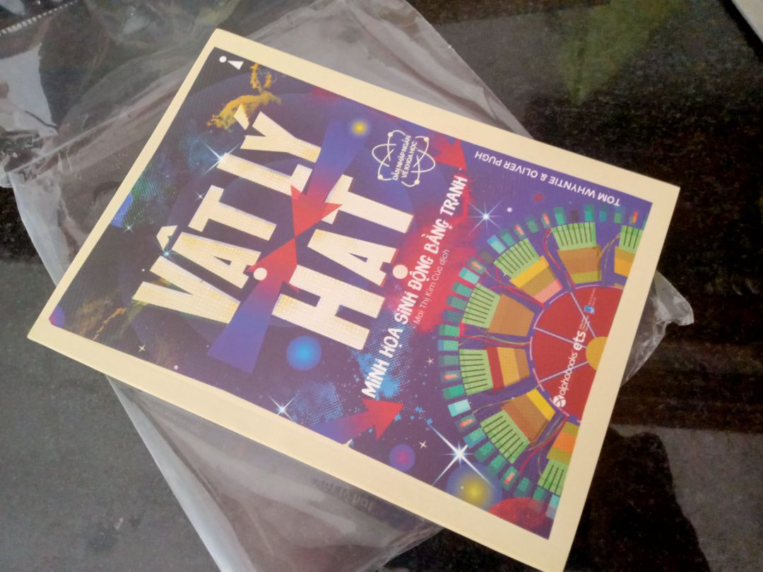 Gói bao nilon kĩ càng dù đơn chỉ có 1 cuốn sách rất mỏng, chất lượng sách mới, đẹp. Nội dung dễ hiểu và có hình ảnh cho mỗi bài đọc. Tuy nhiên gáy sách bị bong ra dù mình chỉ vừa mới nhận hàng. Mong Tiki xem xét đổi sản phẩm!