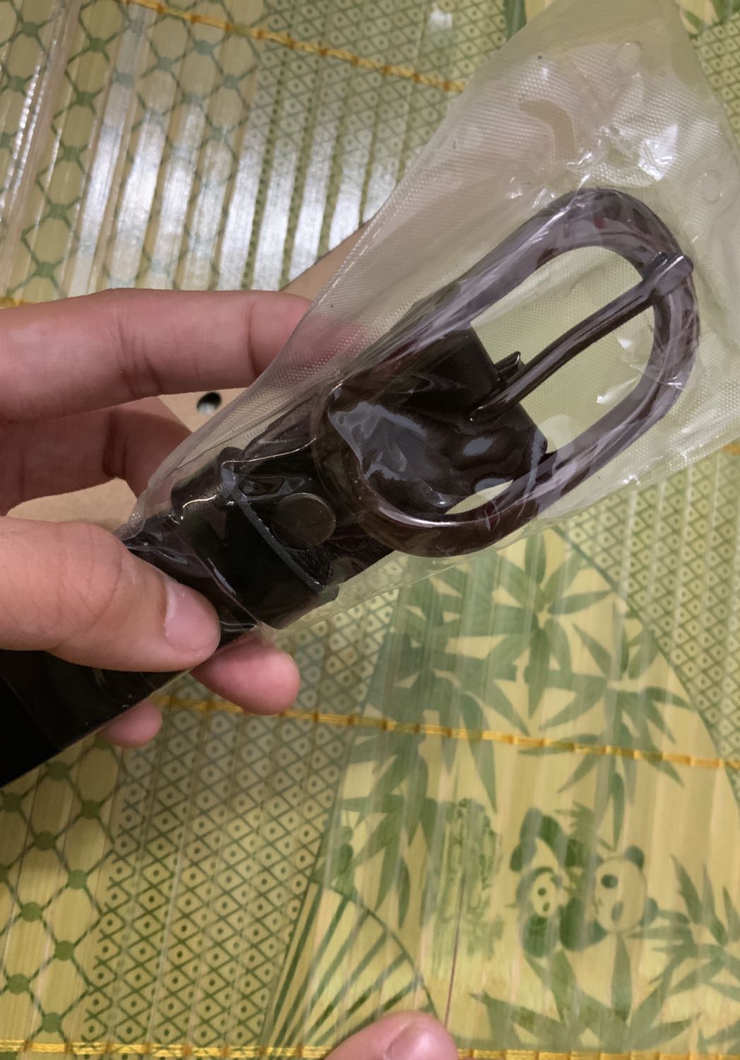 Hàng rất chất lượng, shop đóng gói rất kĩ và có hướng dẫn kèm lời cảm ơn. Nói chung là rất hài lòng với sản phẩm này của shop