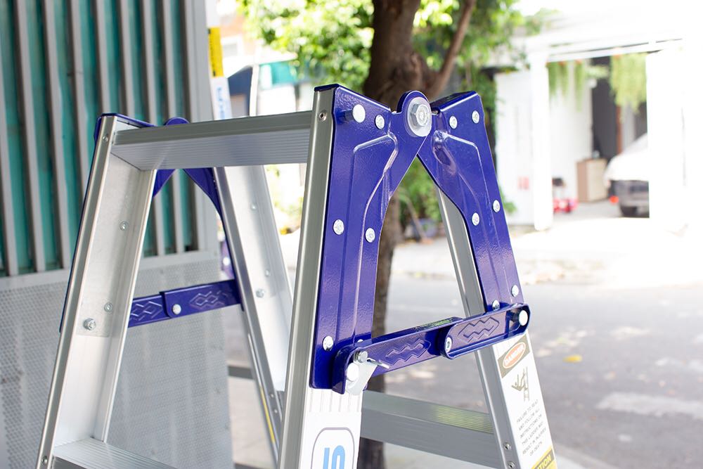 Giao hàng nhanh hơn dự kiến 1 ngày. Thang cứng cáp và chắc chắn.