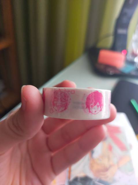 - cuốn này cũng tạm nhe ổn; nội dung cũng bth tui làm tui thấy k ấn tượng mấy
- mô típ cũm mới mẻ mà lại k khai thác sâu tí để ng đọc thấy mới mẻ; hmm cũm k đúm tại bl mà ha nma nó hơi xơ xài ý (ý kiến riêng thui nhe). 
- quà tặng là postcard vs washi tape, do tui đặt nhầm mua tận 2c nên tui thấy postcard 2c nó khác nhau ý mn. 
- tiki bên tui giao hàng ổn lắm nhe
- tui mua giá 47ka săn sale keke.