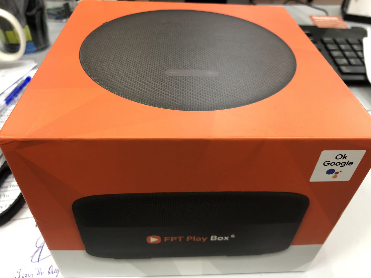 Máy dùng khá ổn, nhưng cái ok google mình thấy lúc được lúc không, ấn nút còn nhanh hơn nên chả giải quyết vấn đề gì lắm. Shop tư vấn nhiệt tình có trách nhiệm ngay cả sau khi mình nhận hàng và thanh toán xong.