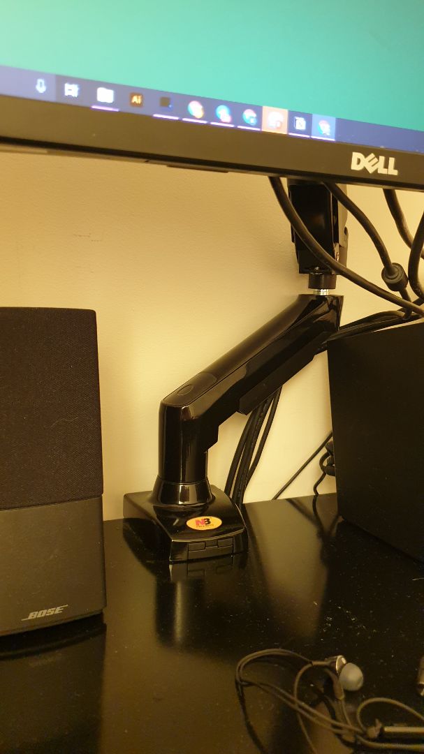 Sp chắc chắn, rẻ, đẹp, mà lắp cũng mệt phết chứ k hẳn là đơn giản