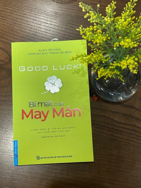 Sách hay, giấy in đẹp. Một cuốc sách hay và ý nghĩa đối với tất cả mọi người đặc biệt là các em học sinh, các bạn trẻ để biết và hiểu rõ được rằng để có được May Mắn chúng ta cần phải nỗ lực mỗi ngày để tạo ra môi trường tốt => tạo Cơ hội => May Mắn sẽ đến.