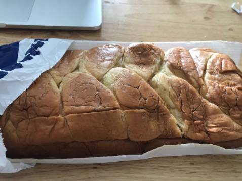 Mình cũng thông cảm là dịch thì giao hàng chậm hơn bình thường, nhưng ổ bánh mì mà để 2 tháng mới giao xong xẹp lép bẹp dí thì mình rất không đồng ý, đơn mình đặt bên các trang TMĐT khác để lâu nhất cũng chỉ 2-3 tuần đã nhận được rồi, chỉ có tiki là hàng cứng ngắc k giao gì luôn.