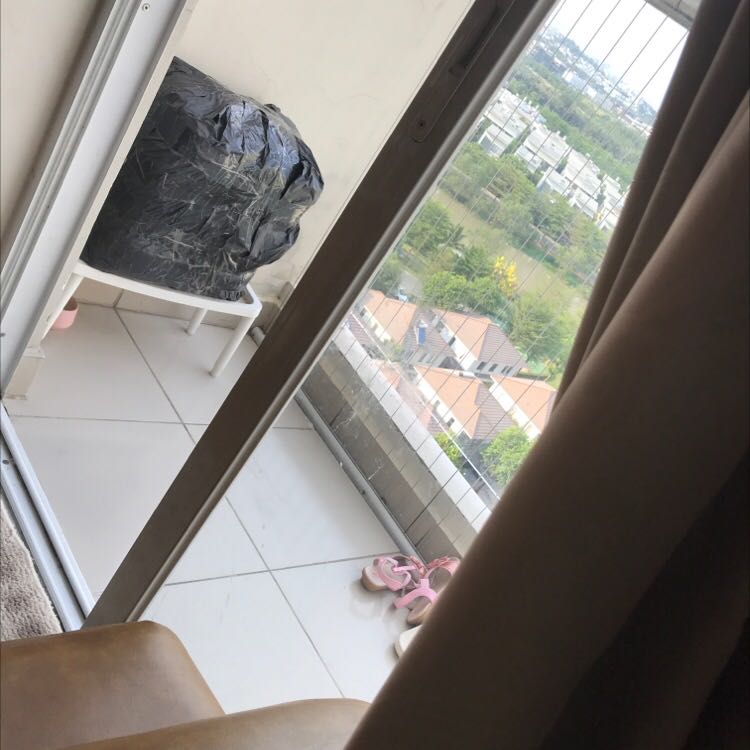 Bỉm đã nhận chưa dùng vẫn còn nguyên, sau dùng tốt đánh giá lại sau