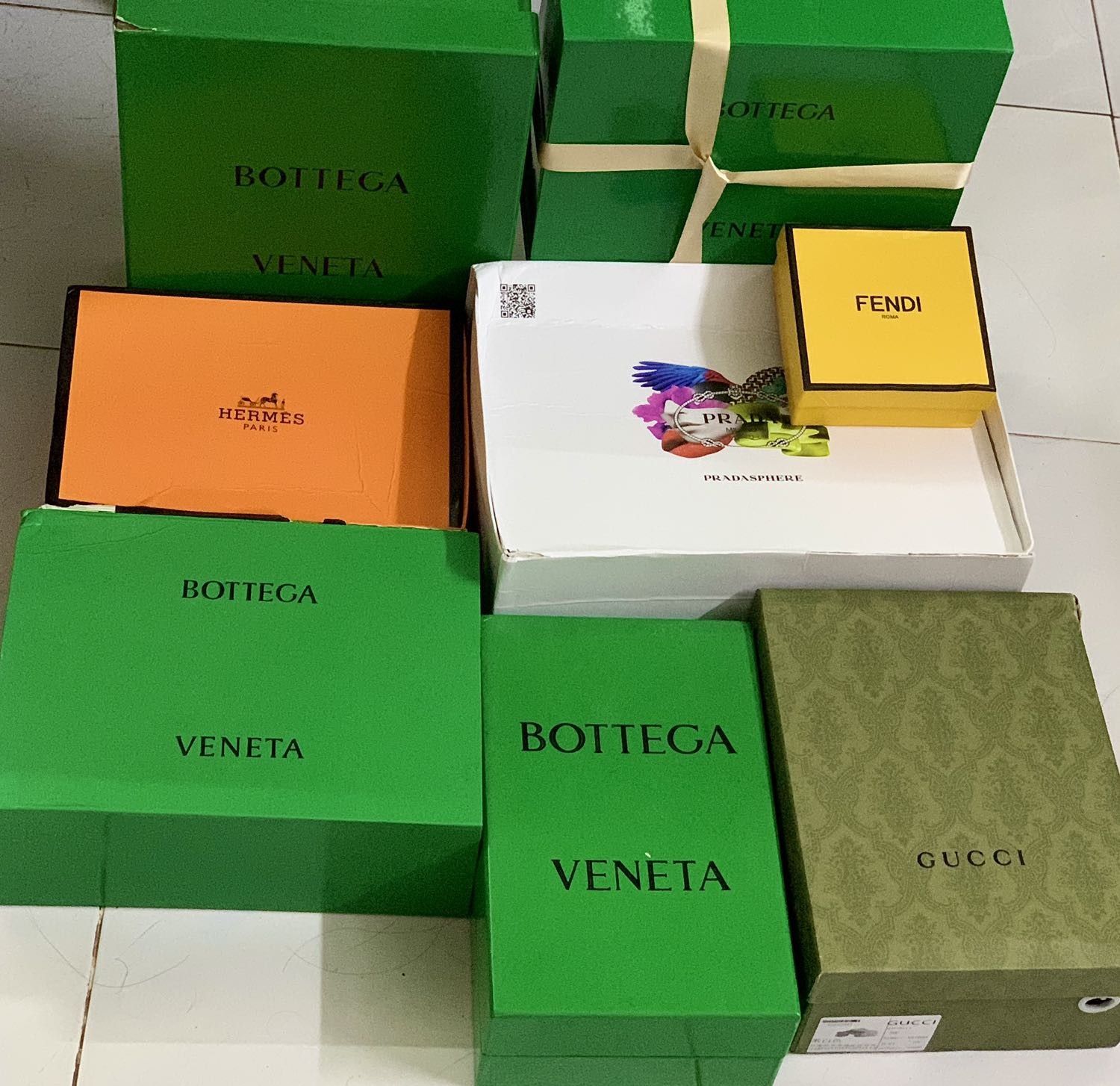 Đã nhận được sp, giao nhanh và đúng như ảnh
Ít mã giảm nhưng giao nhanh chóng lắm ạ
Mua còn được tặng bông tt nữa ạ