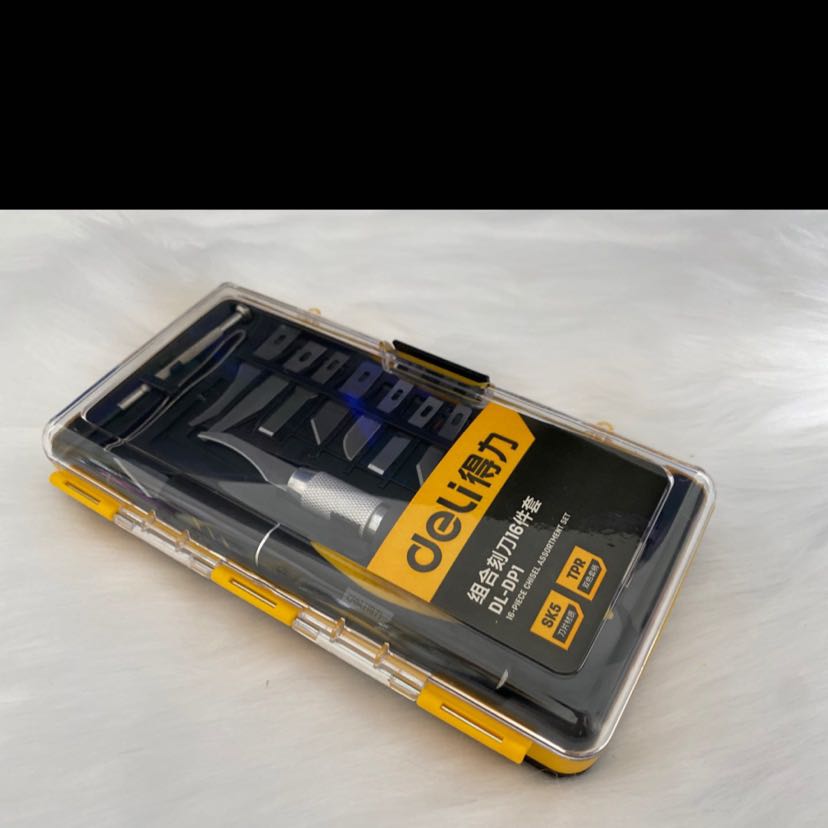 Siêu ngầu luôn ạ, nhiều loại lưỡi dao trổ cắt khác nhau tha hồ sáng tạo.