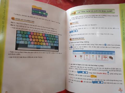 Sách rất đẹp, nhìn sịn sò đáng tiền lắm ạ. Cách trình bày dễ hiểu, con mình rất thích. Cảm ơn shop nhiều!