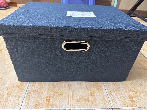 Hộp đựng chắc chắc, đẹp đúng như mô tả, rất hài lòng, sẽ ủng hộ thêm nhiều sản phẩm khác của shop🥰🥰