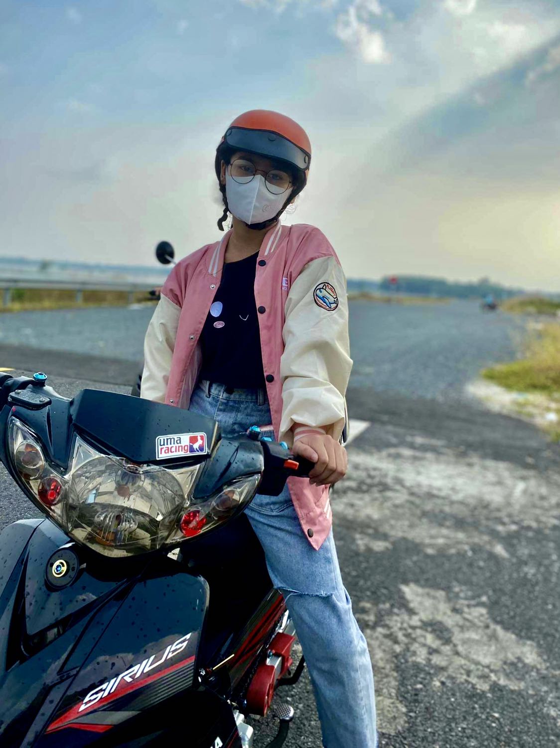 Đặc áo màu này shop giao hàng màu khác