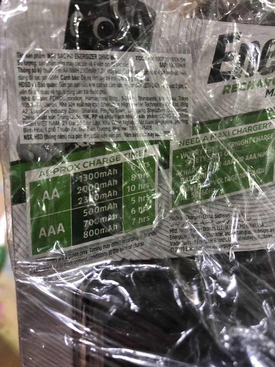 Đọc review kỹ lắm mới mua. ^^ Vỏ pin tq. Pin Nhật nha. Giao nhanh dưới 2 tiếng. Mới mở ra sạc tầm 4 tiếng hiện đỏ sang xanh là đầy. Còn chất lượng xài thử mới biết :) mẹ mình hay hát karaoke, mua pin sạc tiết kiệm hơn, bảo vệ môi trường. Đọc review kỹ lắm mới mua. ^^ Vỏ pin tq. Pin Nhật nha. Giao nhanh dưới 2 tiếng. Mới mở ra sạc tầm 4 tiếng hiện đỏ sang xanh là đầy. Còn chất lượng xài thử mới biết :) mẹ mình hay hát karaoke, mua pin sạc tiết kiệm hơn, bảo vệ môi trường.