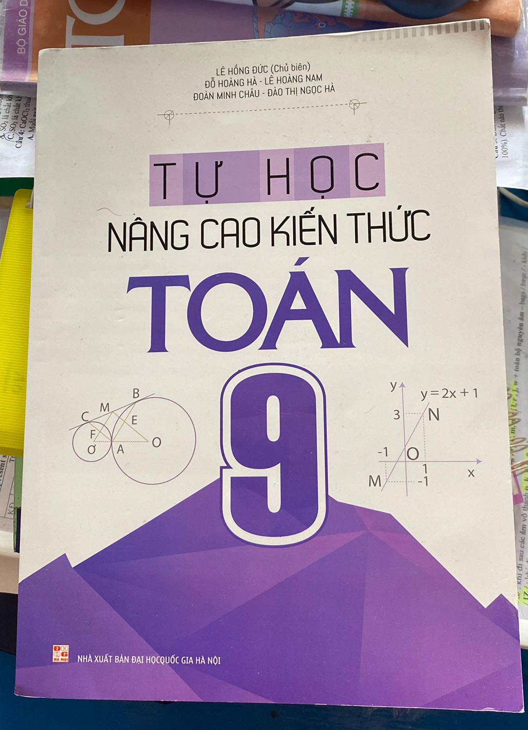 Vì là sách tự học nên không có nhiều bài nâng cao, nói chung cũng tạm