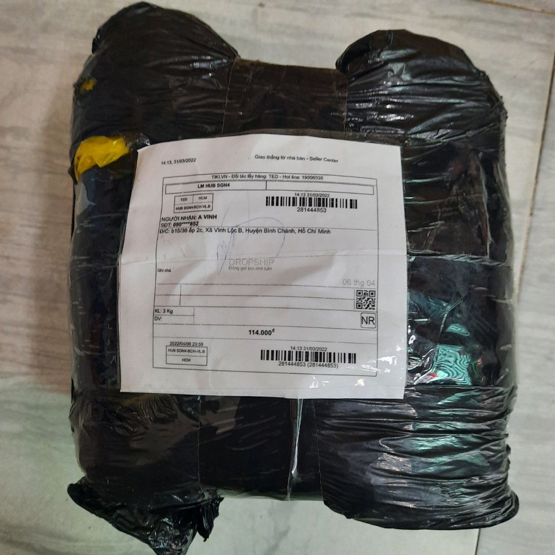 giao thiếu số lượng. để combo 6 cuộn dat x3 thành 18 cuộn mà giao co 9 cuộn hà. làm ăn kì cục quá giao thiếu số lượng. để combo 6 cuộn dat x3 thành 18 cuộn mà giao co 9 cuộn hà. làm ăn kì cục quá