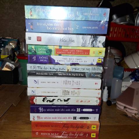 Giao nhanh. Bao bìa siêu đẹp, chất lượng giấy dày dặn, sắc nét.